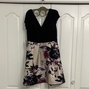 Le Chateau Black and Cream Floral Mini Dress